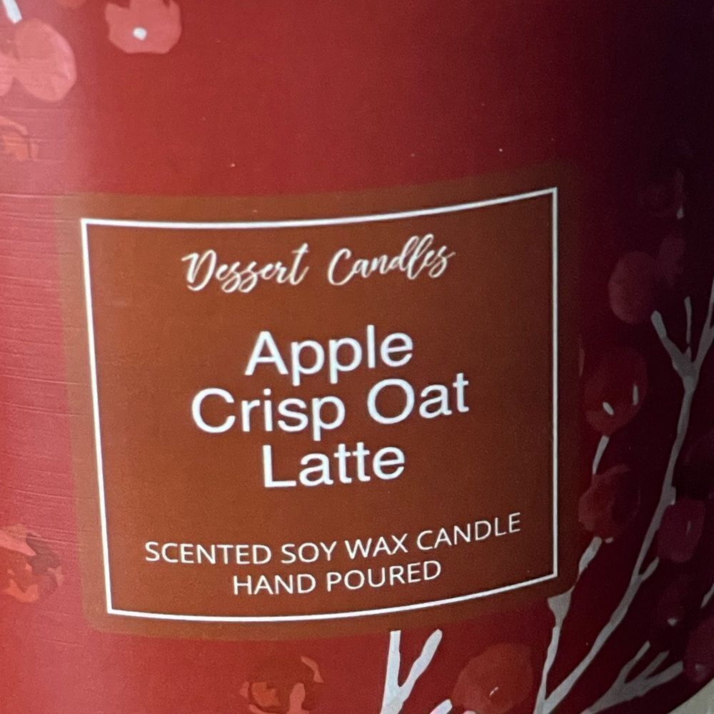 Apple Crisp Oat Latte Hand-poured Soy Wax Holiday Candle Made in Turkey - Picture 8 of 8